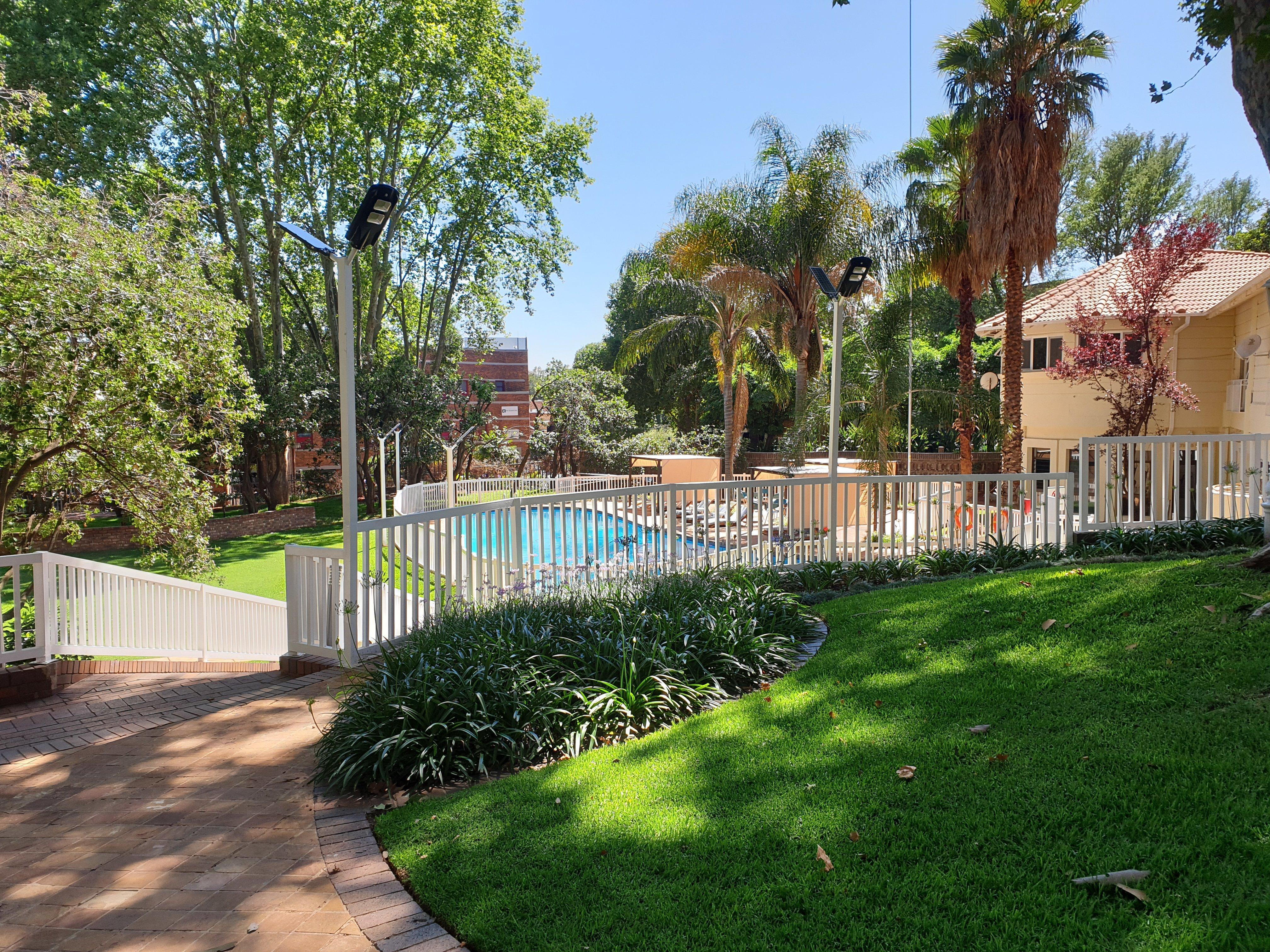 Holiday Inn - Johannesburg Sunnyside Park By Ihg Exterior photo