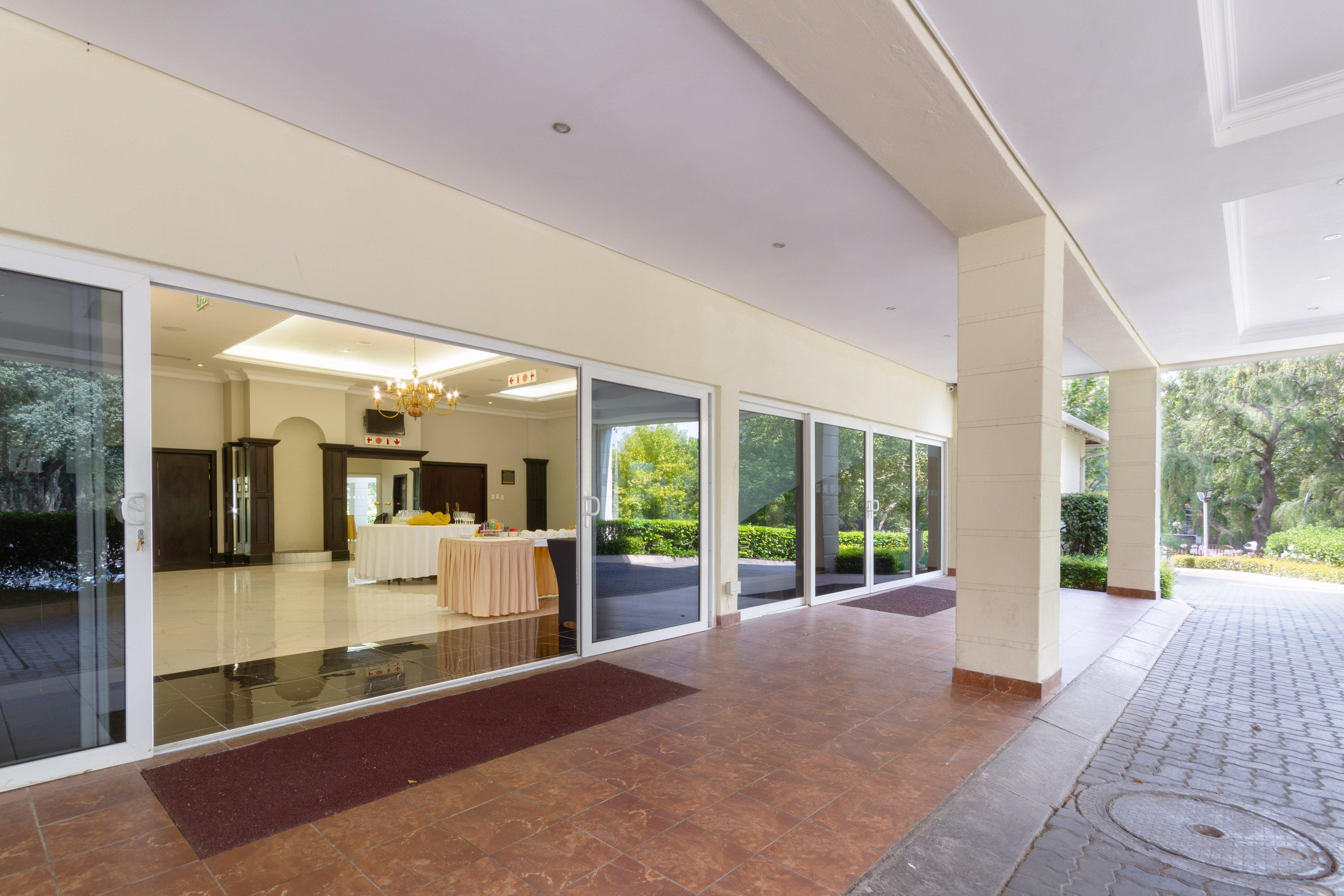 Holiday Inn - Johannesburg Sunnyside Park By Ihg Exterior photo