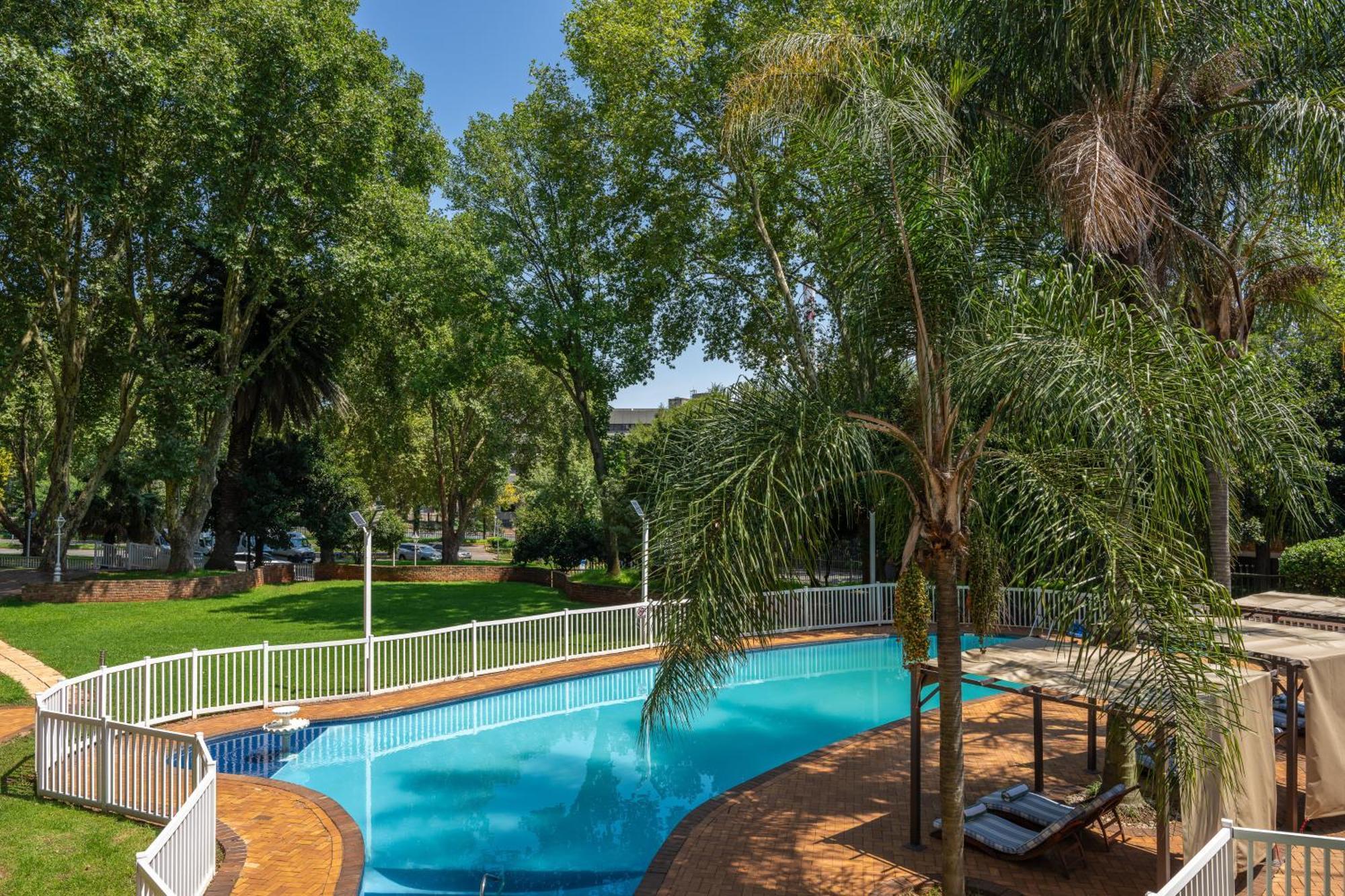 Holiday Inn - Johannesburg Sunnyside Park By Ihg Exterior photo