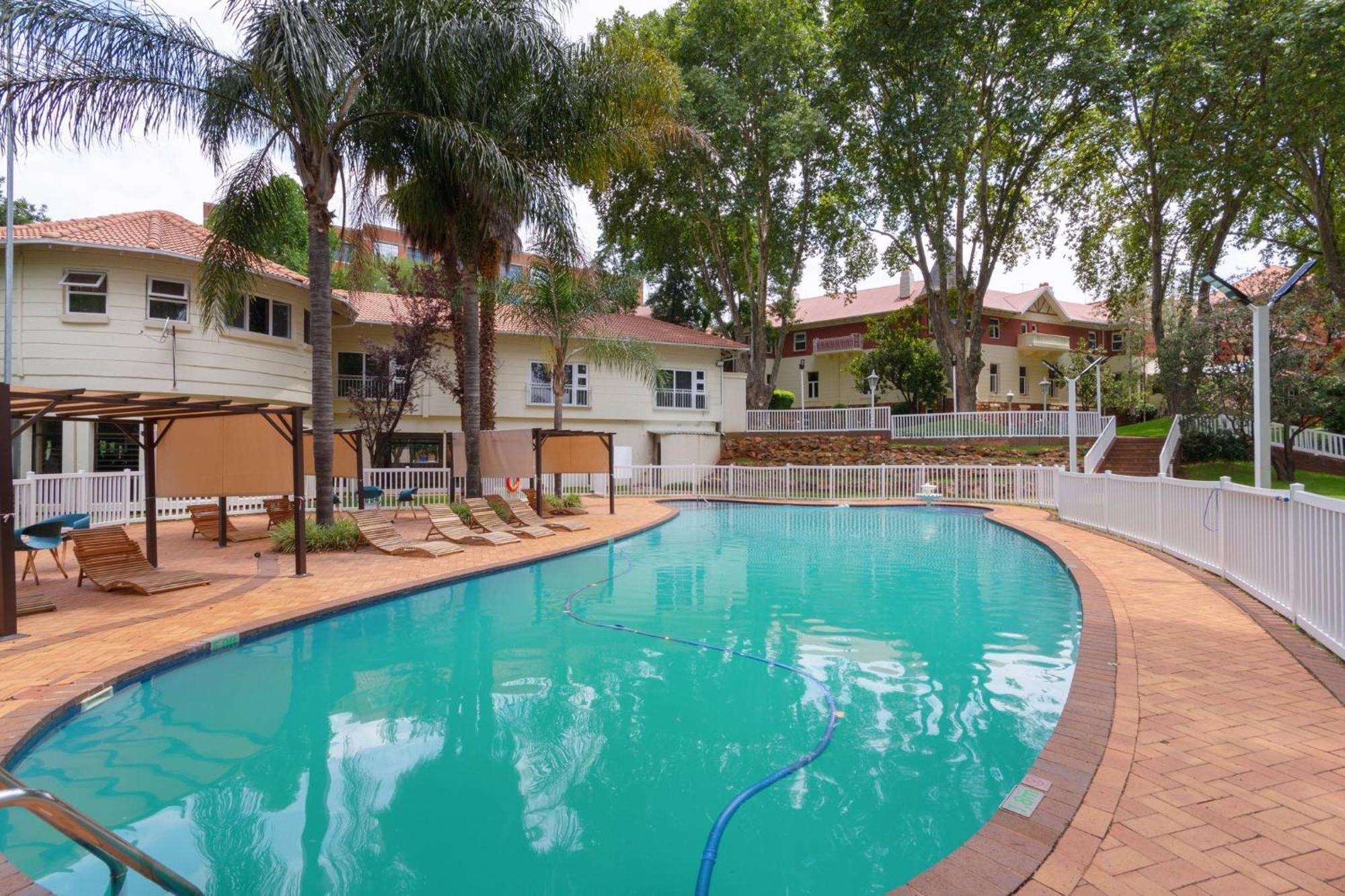 Holiday Inn - Johannesburg Sunnyside Park By Ihg Exterior photo